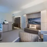 Arkadenhaus - Freiherr Von Schwarzenberg Hotel 3*