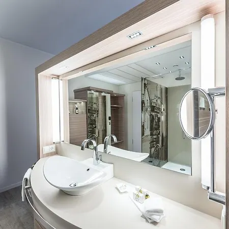 Отель Arkadenhaus - Freiherr Von Schwarzenberg 3*