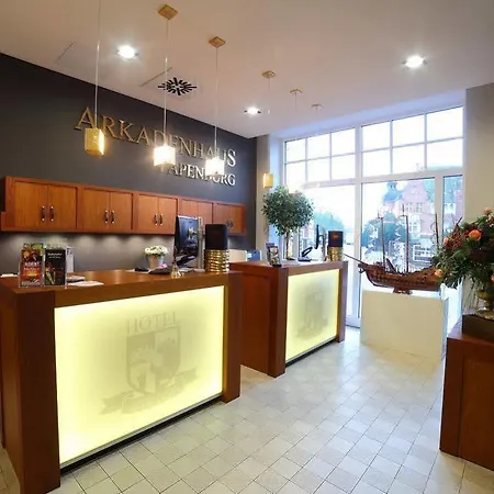 Otel Arkadenhaus - Freiherr Von Schwarzenberg 3*
