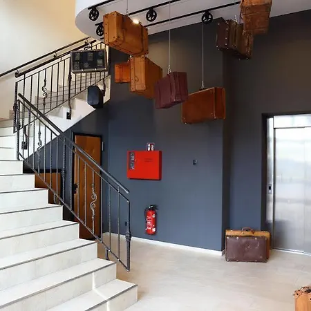 מלון Arkadenhaus - Freiherr Von Schwarzenberg 3*