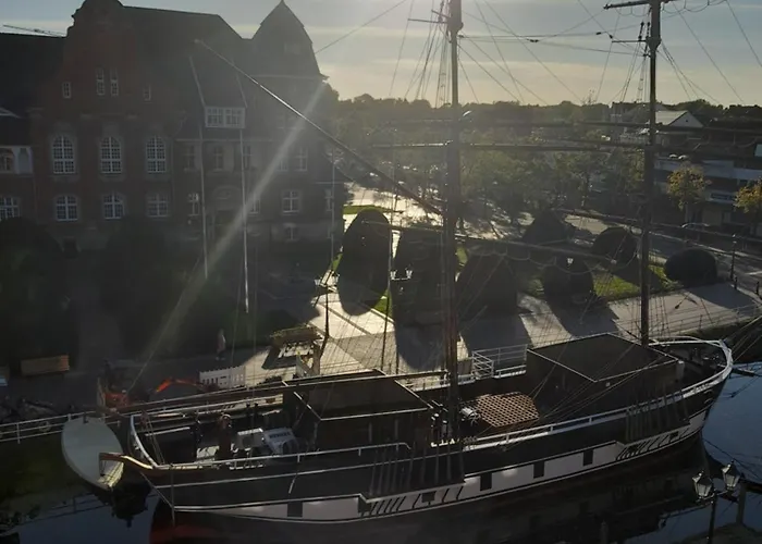 Arkadenhaus - Freiherr Von Schwarzenberg Szálloda 3*